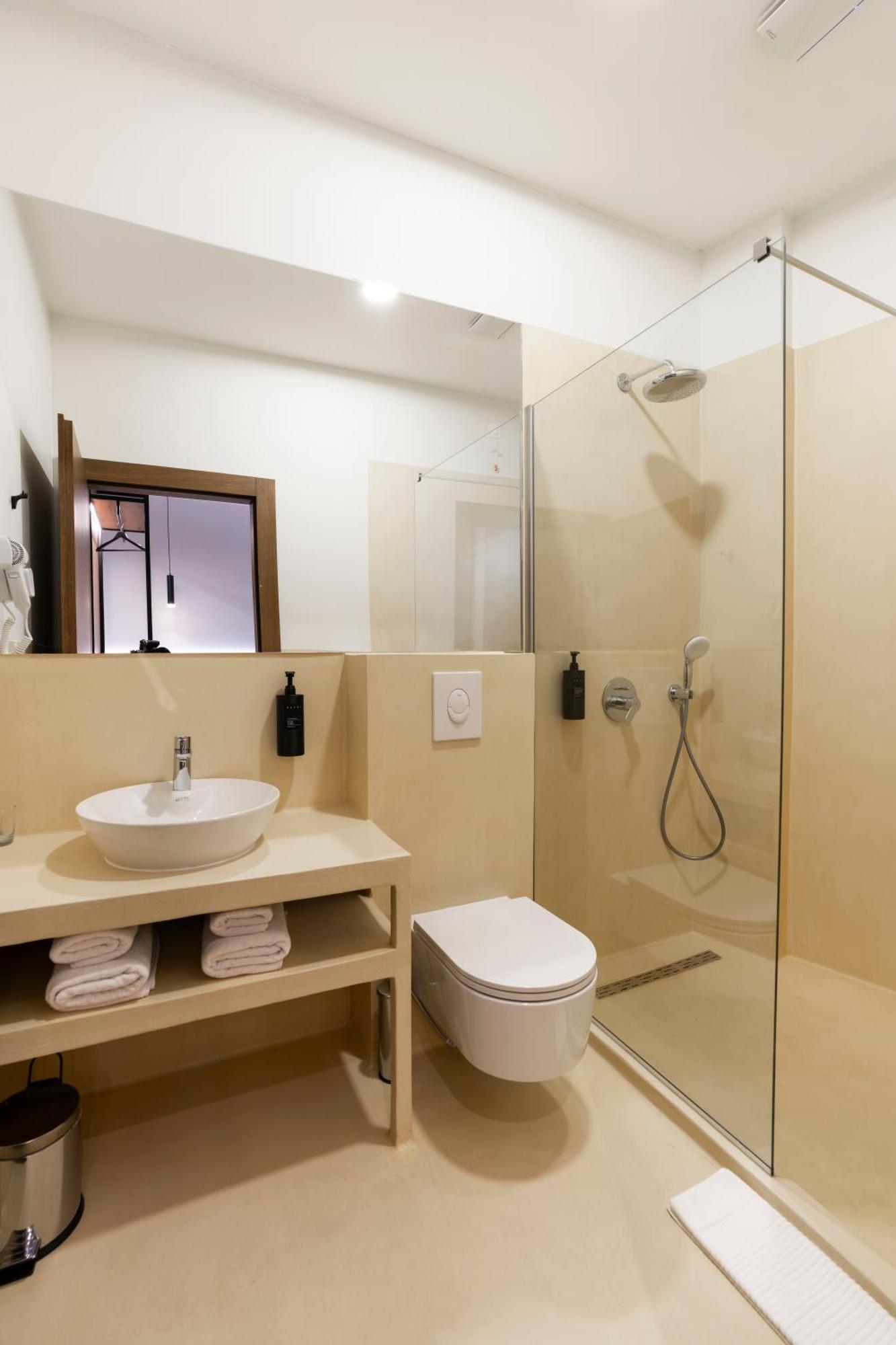 Star Hill Hotel Prishtinë Ngoại thất bức ảnh