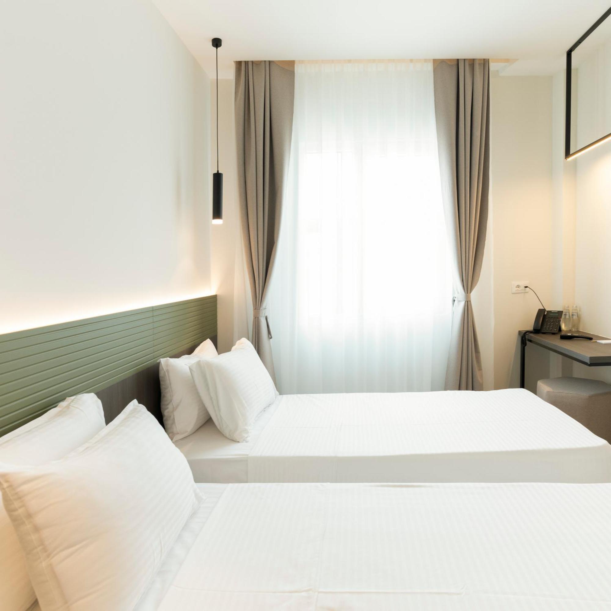 Star Hill Hotel Prishtinë Ngoại thất bức ảnh