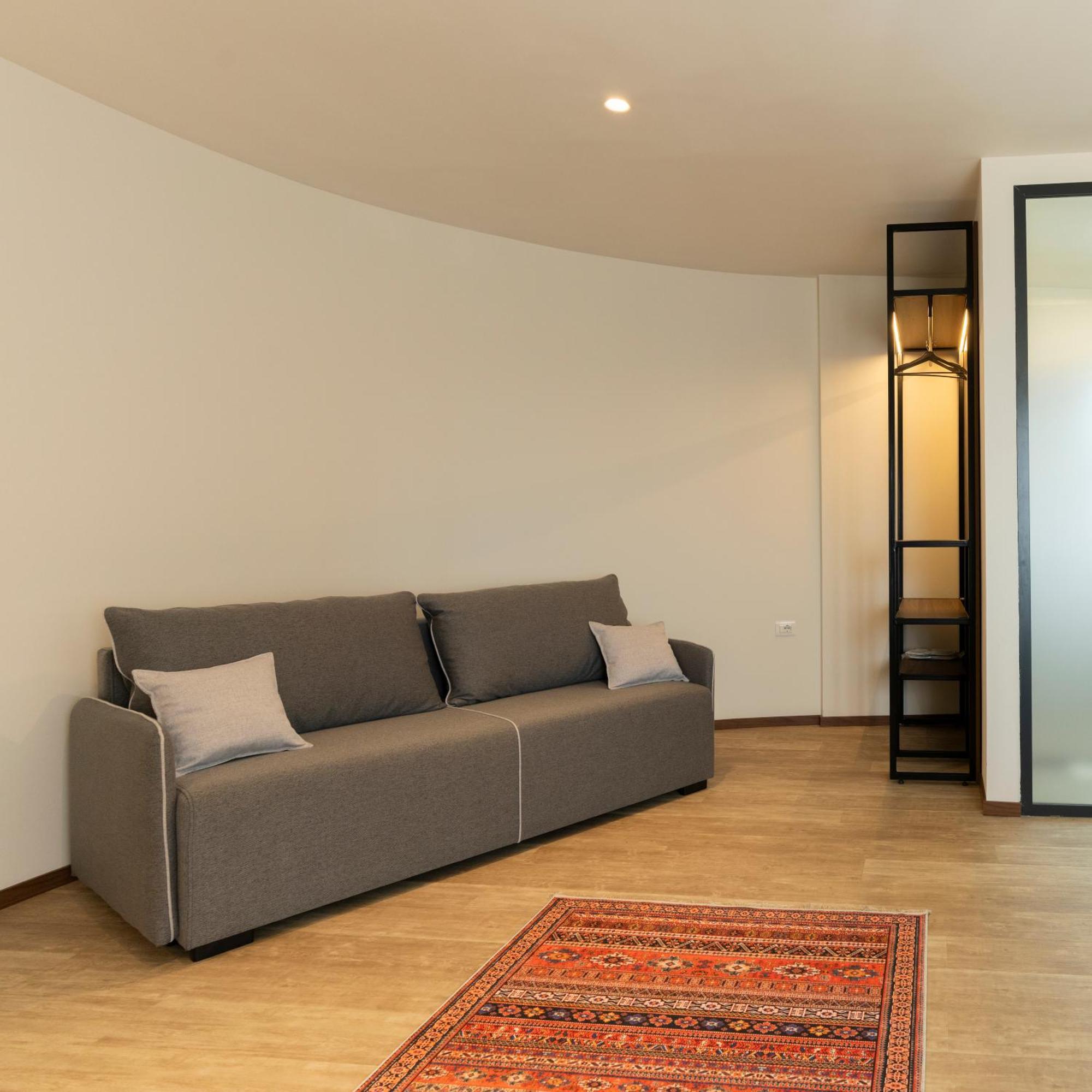 Star Hill Hotel Prishtinë Ngoại thất bức ảnh