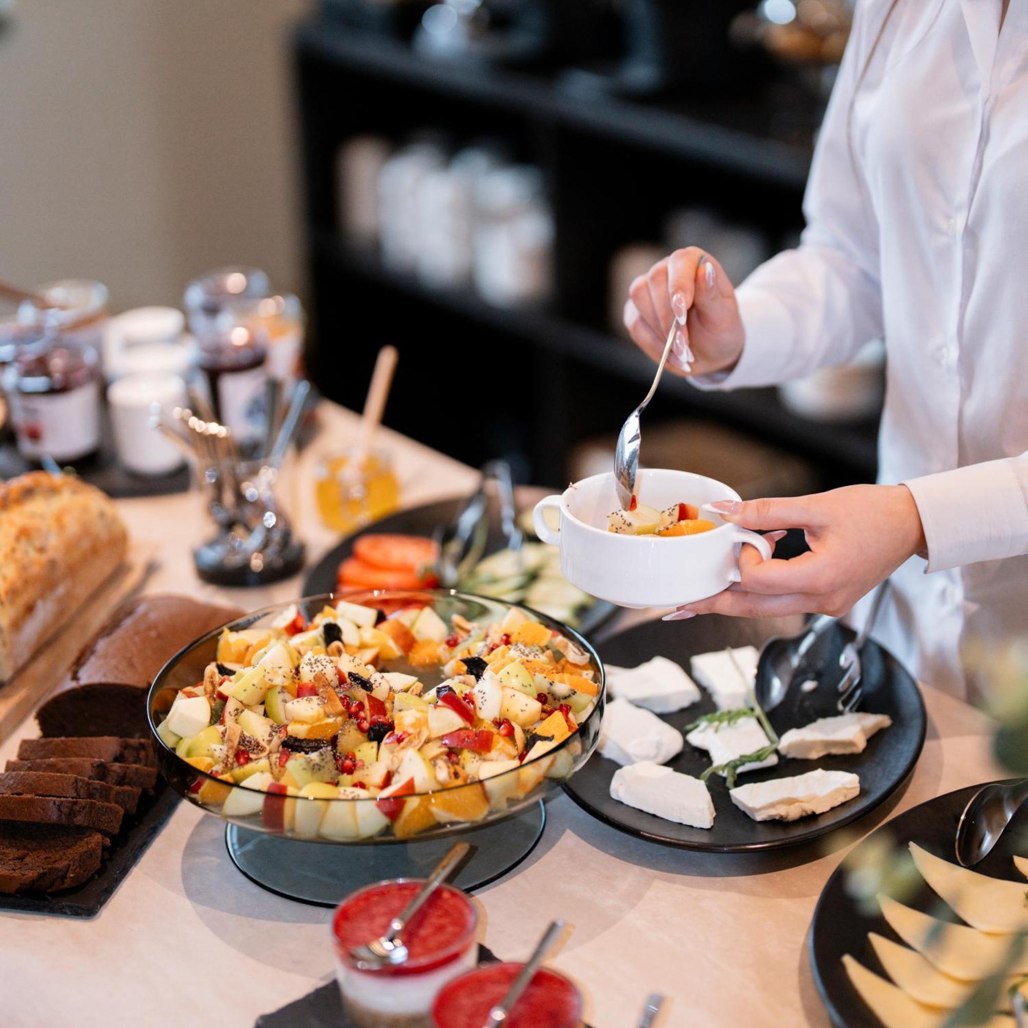 Star Hill Hotel Prishtinë Ngoại thất bức ảnh