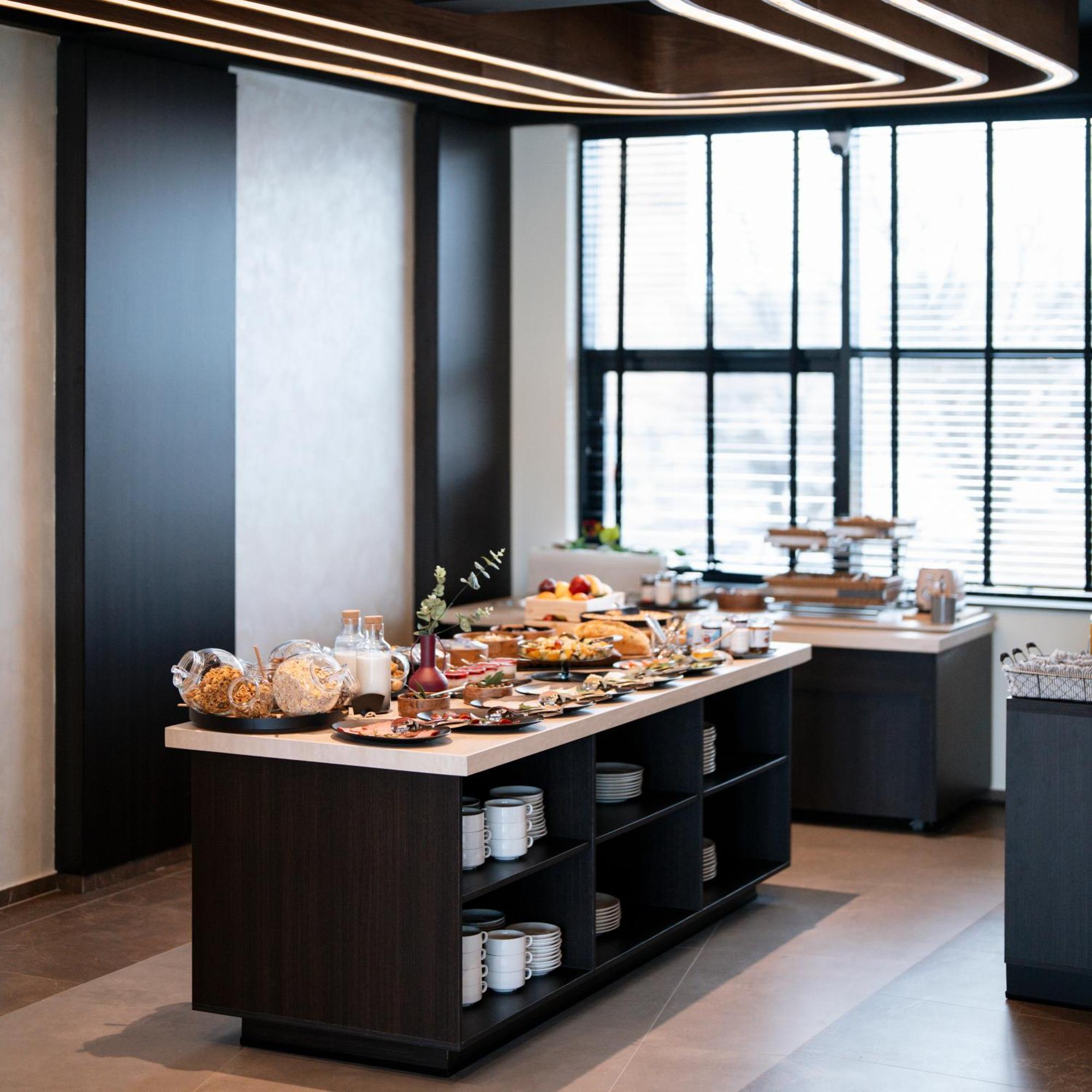 Star Hill Hotel Prishtinë Ngoại thất bức ảnh