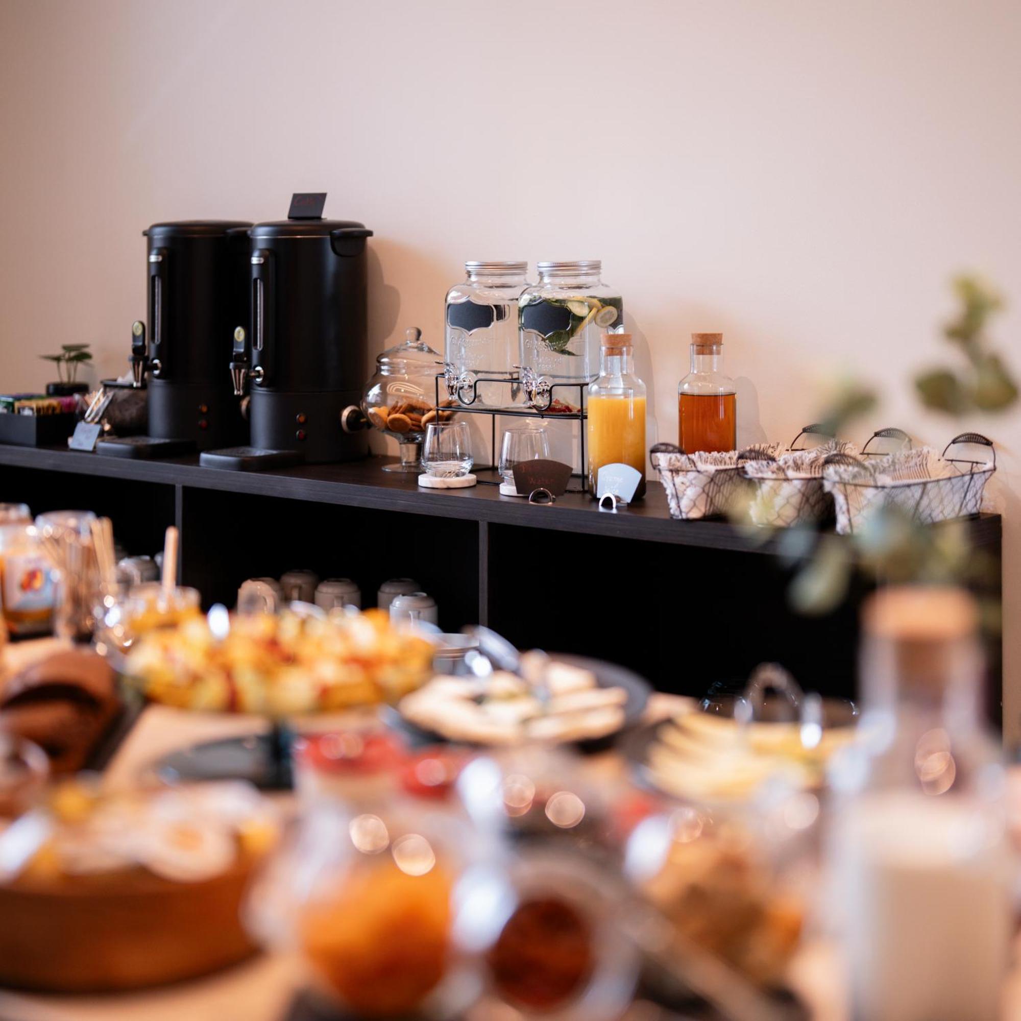 Star Hill Hotel Prishtinë Ngoại thất bức ảnh