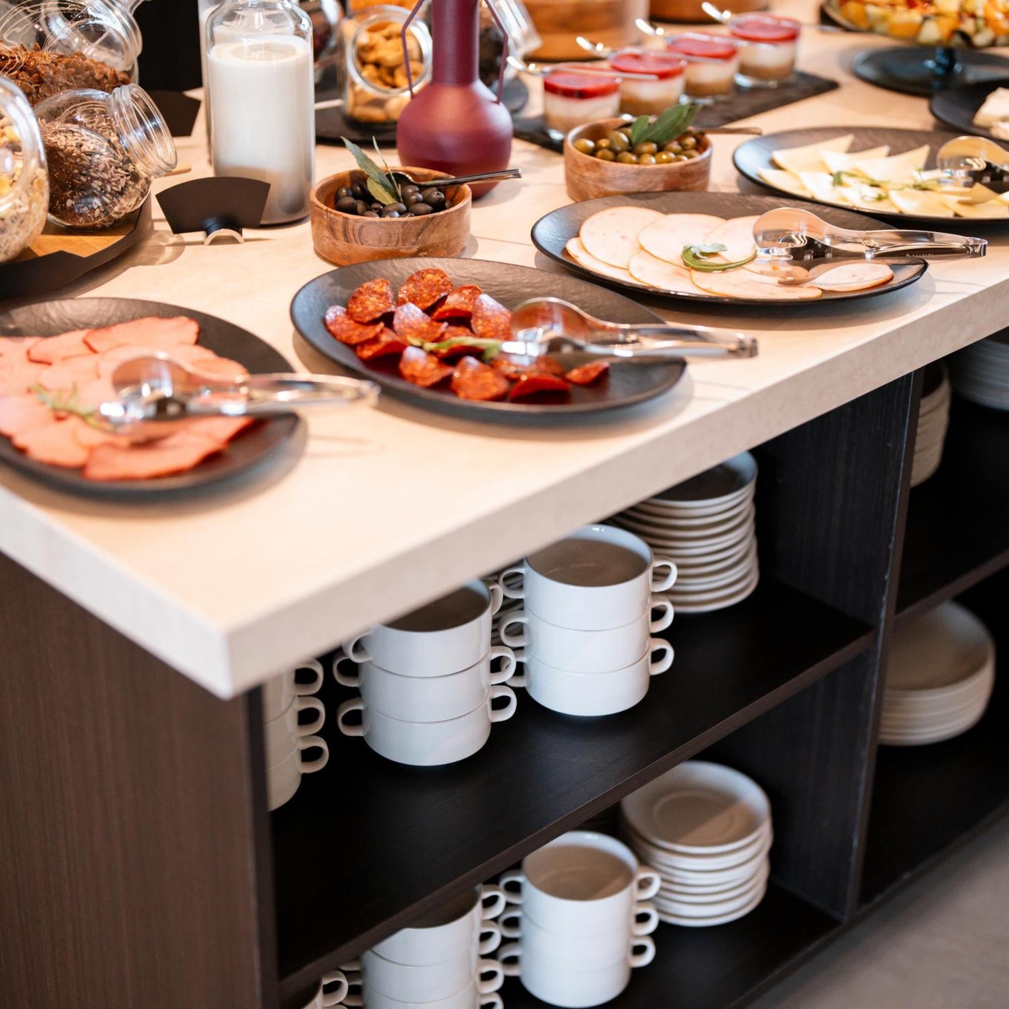 Star Hill Hotel Prishtinë Ngoại thất bức ảnh